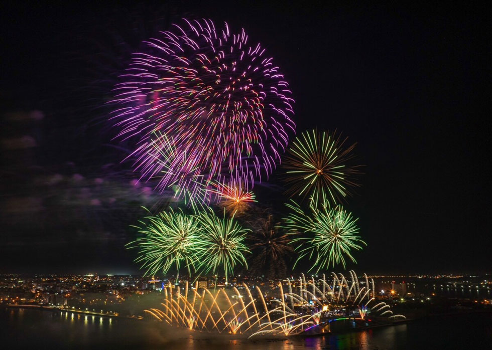 「花生漫畫75週年－探索澎湖夢幻之旅」2025澎湖國際海上花火節盛大開幕