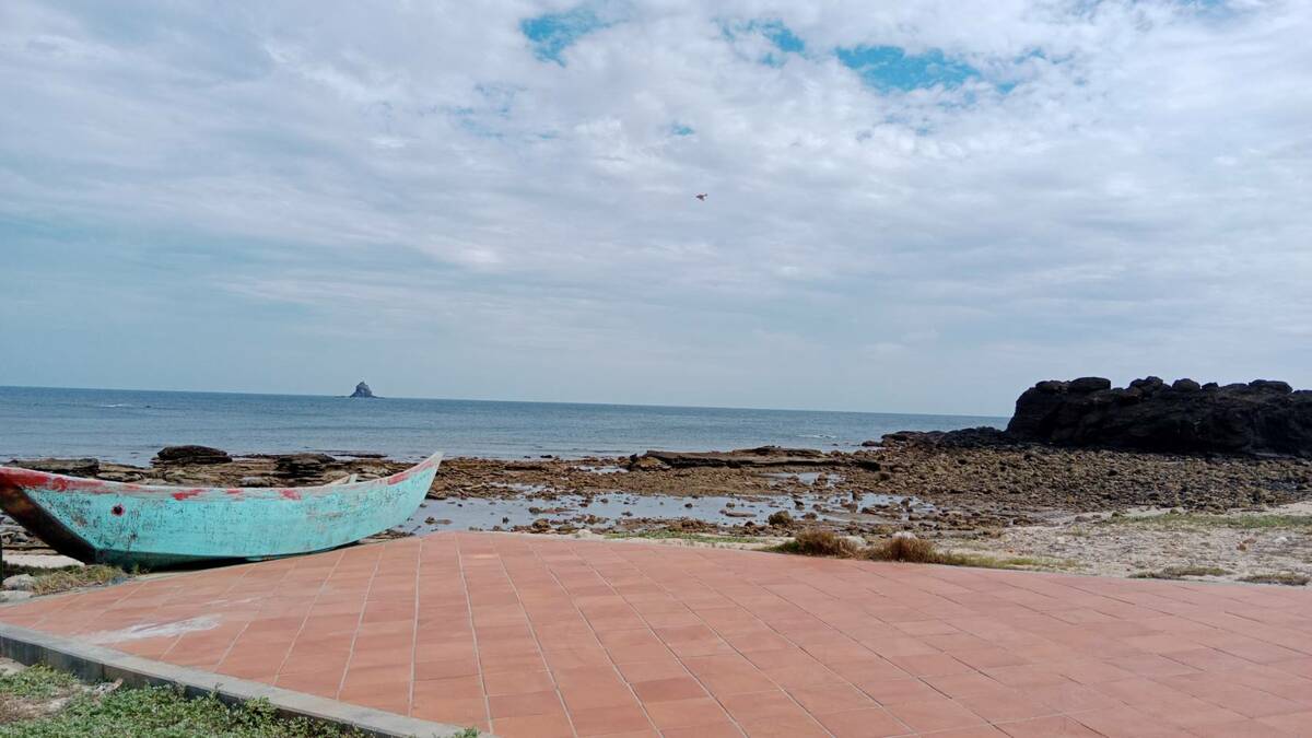 東嶼坪海岸充滿寧靜氛圍。 圖：孫家銘攝