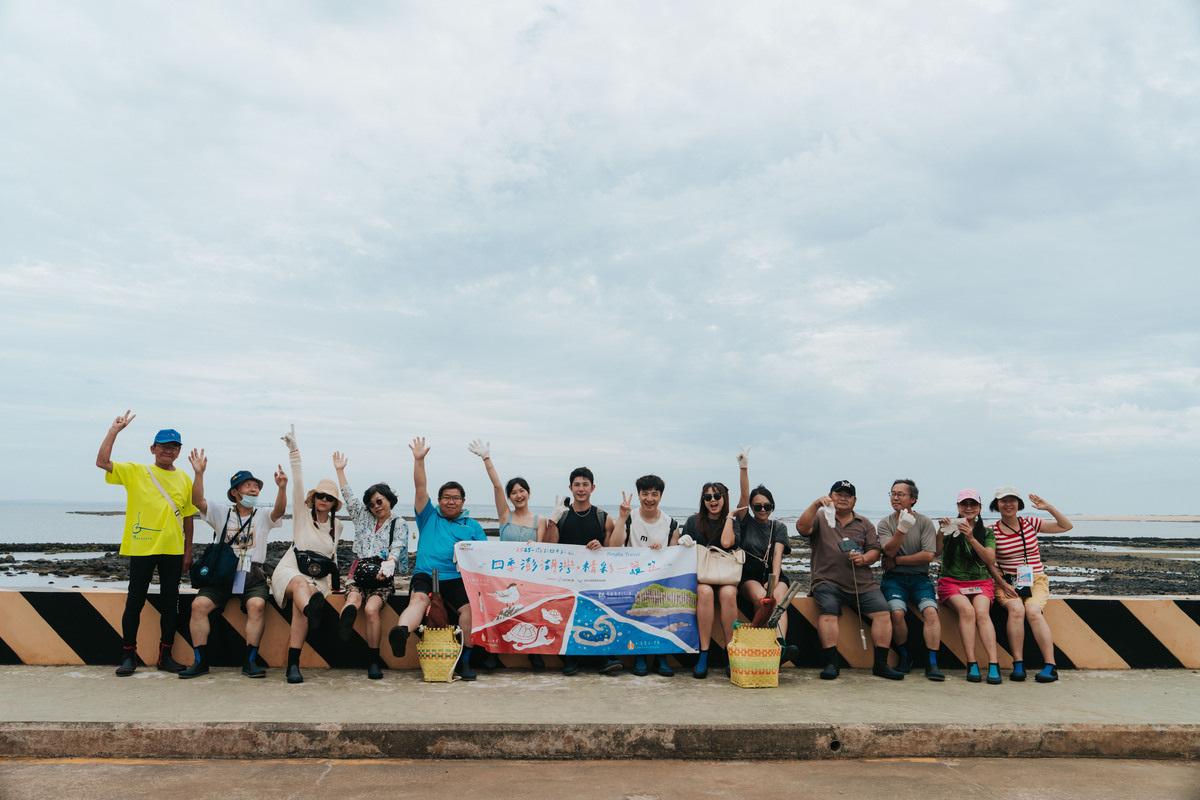 「2025澎湖四季旅遊」踩線團邀知名部落客及媒體親身體驗。 圖：澎湖國家風景區管理處/提供