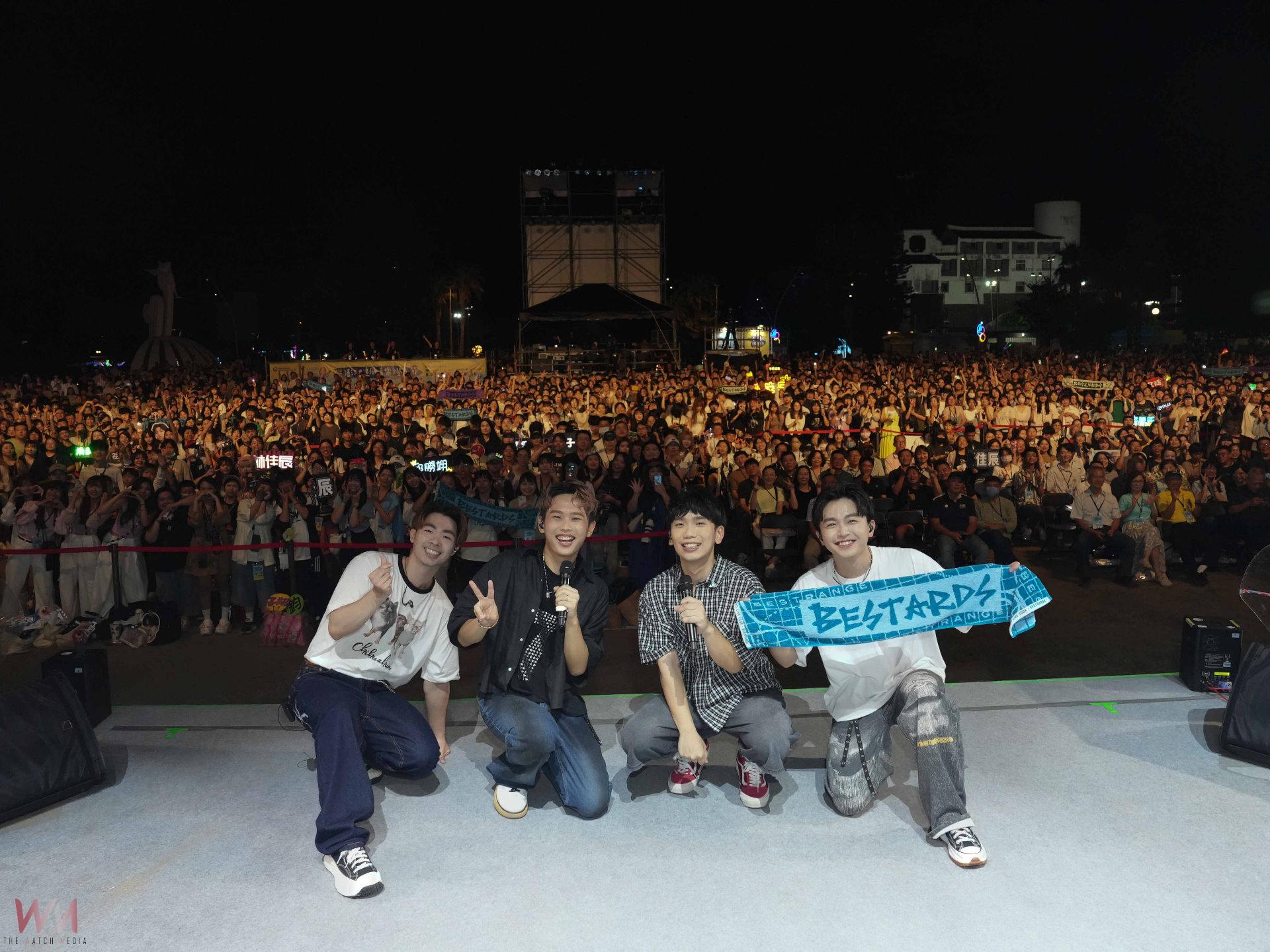 實力派樂團理想混蛋樂團，音樂風格以流行、民謠為主，用簡單的音樂讓樂迷深刻的感動。(圖/郭偉民攝)